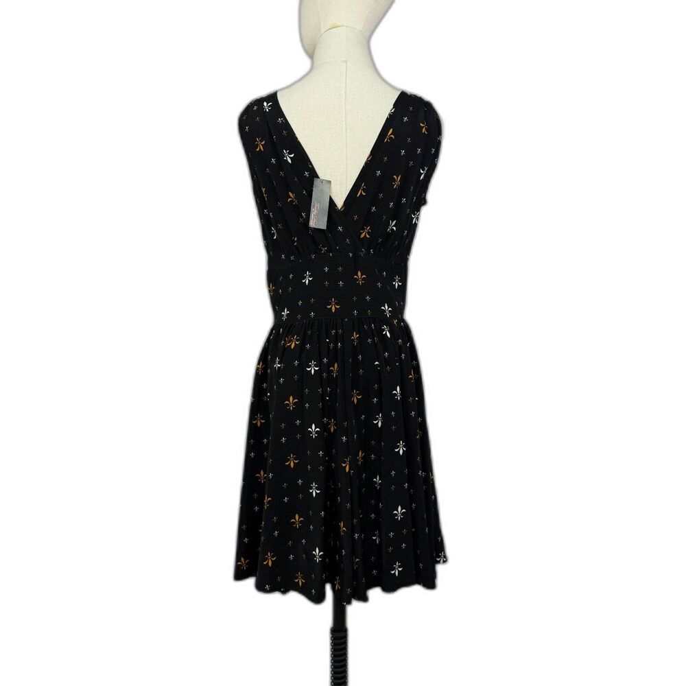 Trashy Diva by Candice Gwinn | NWT | Deep Cut V-Neck Mini Fit n Flare | Sz 8 - Picture 5 of 7